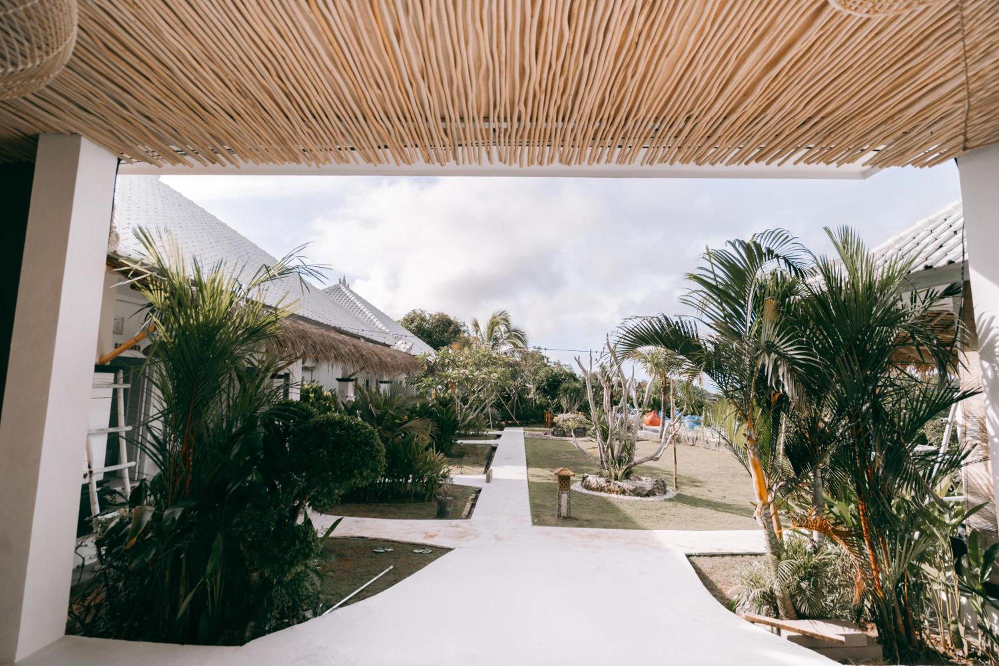 Sukacita Hill Hotel Uluwatu  Exterior photo