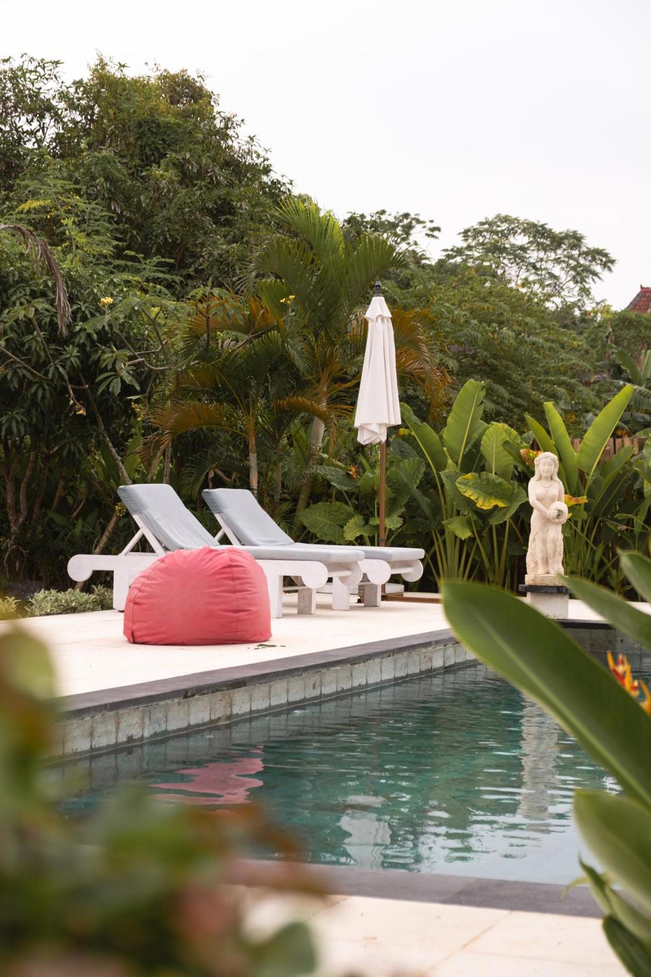 Sukacita Hill Hotel Uluwatu  Exterior photo
